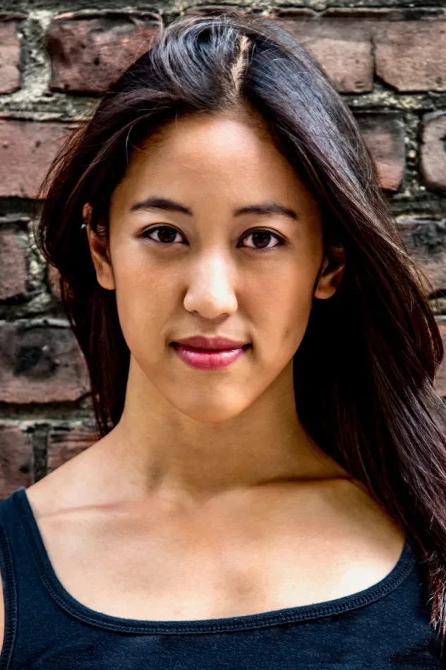 Emily Tung için kapak görseli