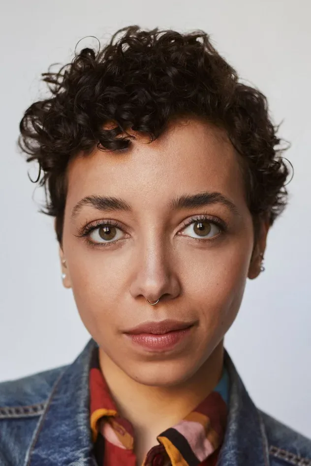 صورة الغلاف لـ Claire Saunders