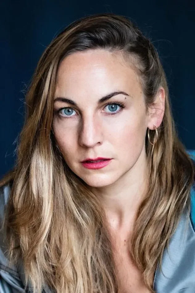 Обложка для Luana Bellinghausen