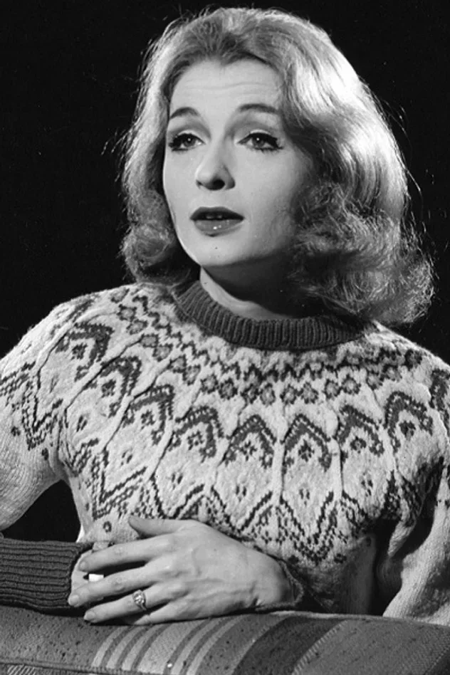 Обложка для Carrie Nye