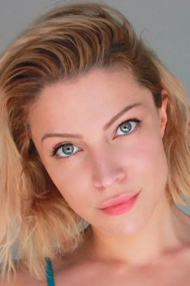 صورة الغلاف لـ Teressa Liane