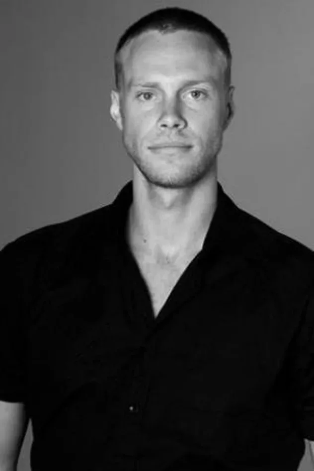 صورة الغلاف لـ Andrew Crawford