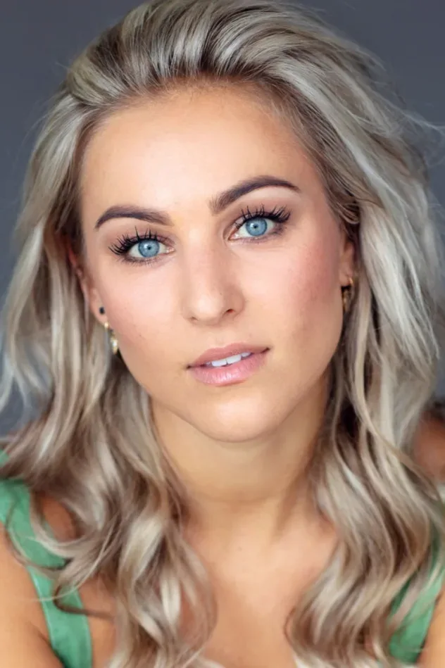 صورة الغلاف لـ Kerry-Lee Dewing