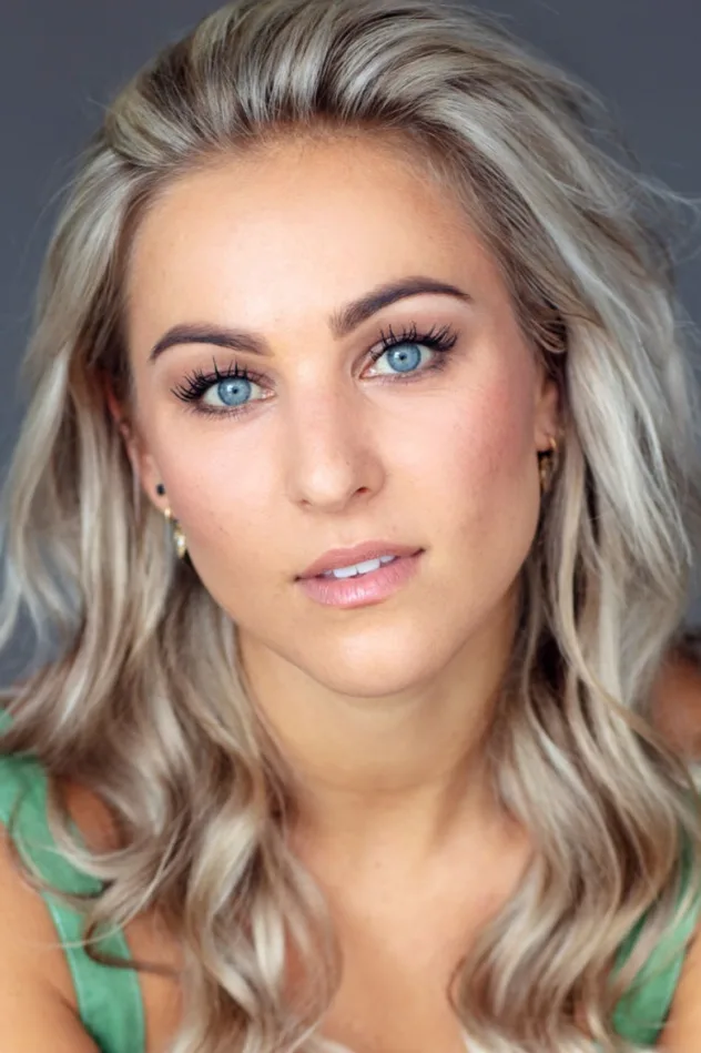 Kerry-Lee Dewing
