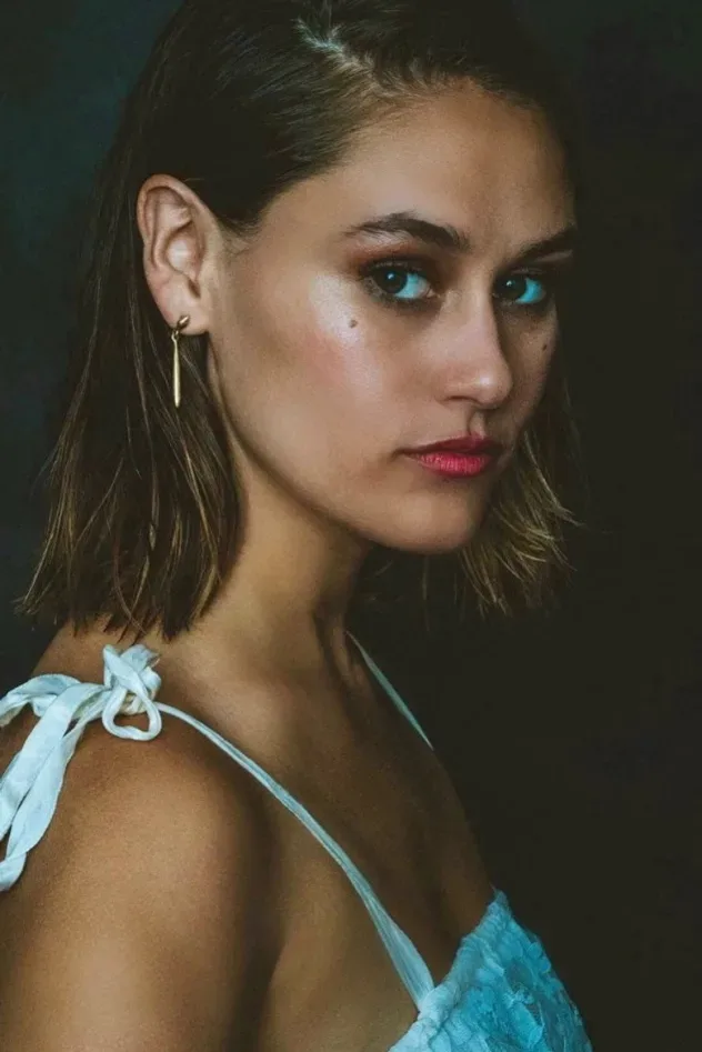 Обложка для Caity Brewer
