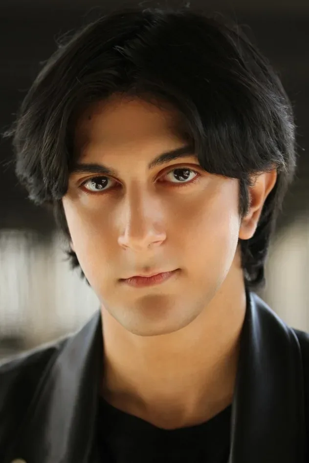 Imagen de portada para Haroon Khan