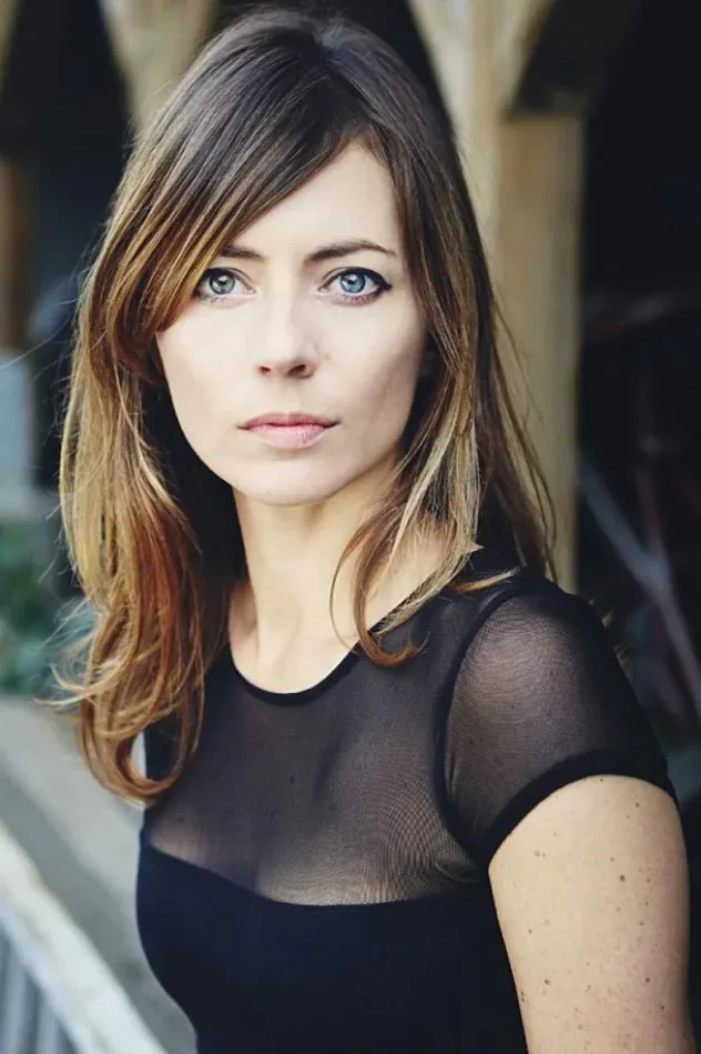 Обложка для Lina Roessler