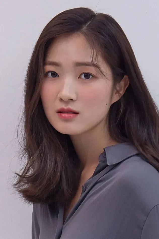 Cover image for Kim Hye-yoon