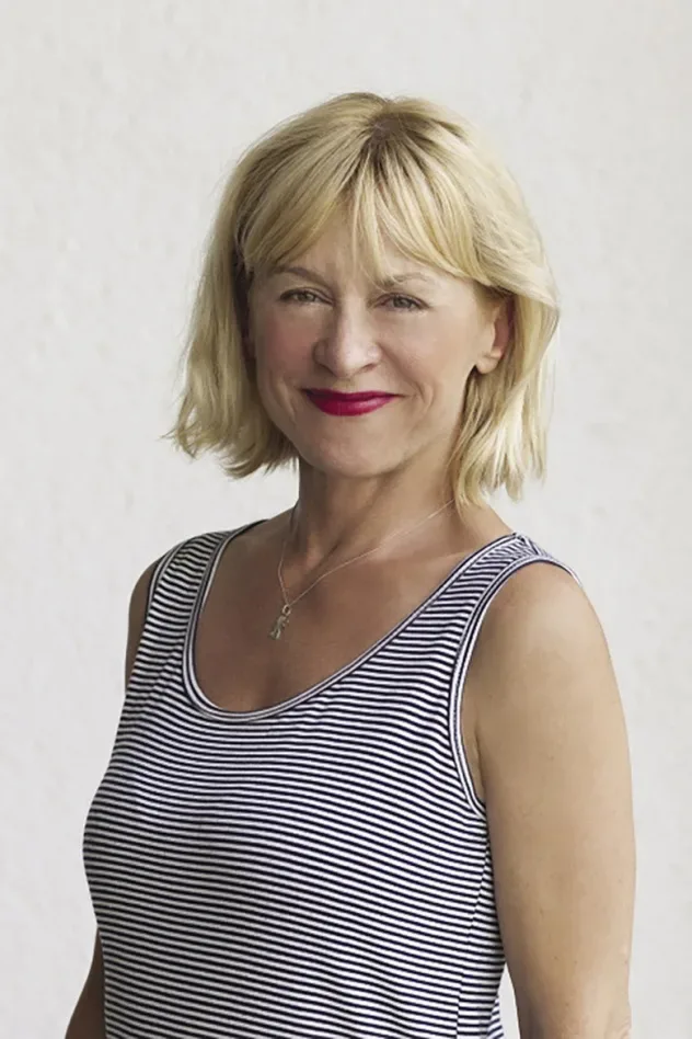 Cover image for Dana Batulková