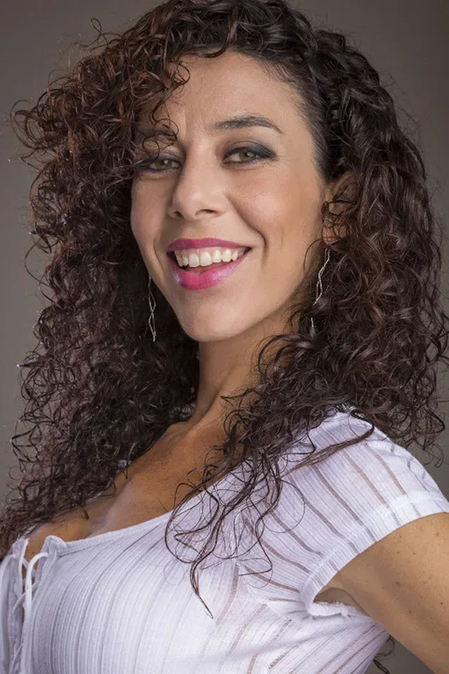 Imagen de portada para Carolina Jiménez