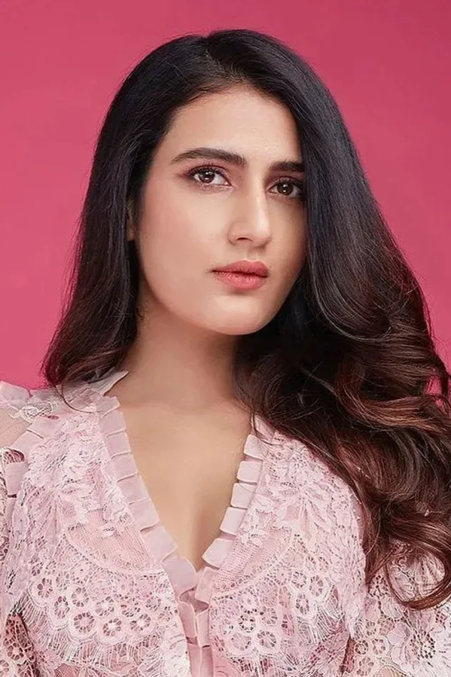 Обложка для Fatima Sana Shaikh