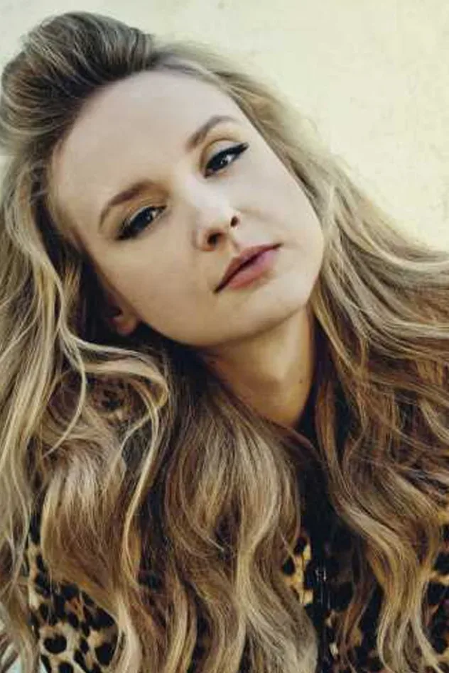 صورة الغلاف لـ Leslie Clio