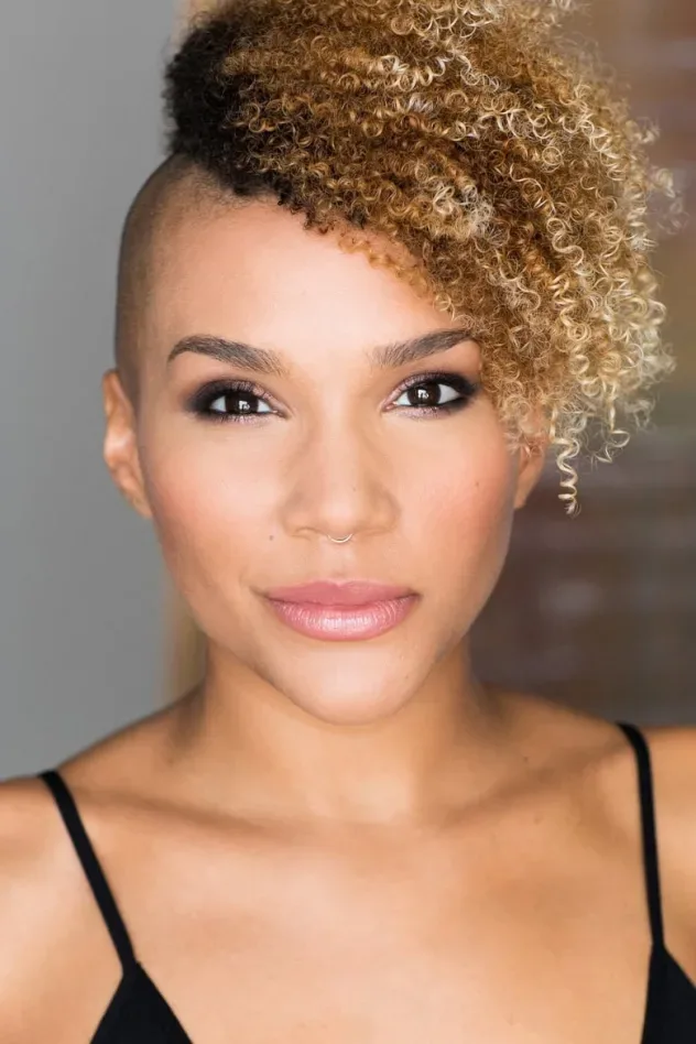 Imagen de portada para Emmy Raver-Lampman
