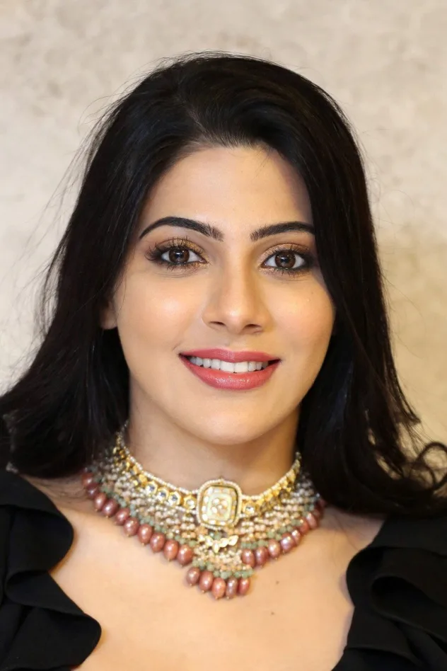 Nikki Tamboli photo