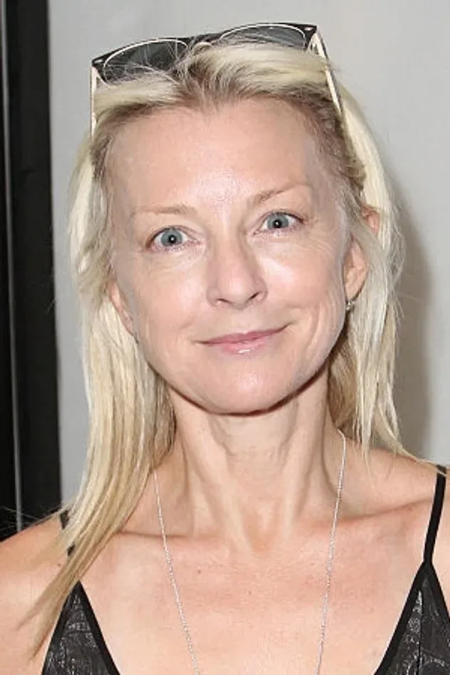 صورة الغلاف لـ Kim Restell
