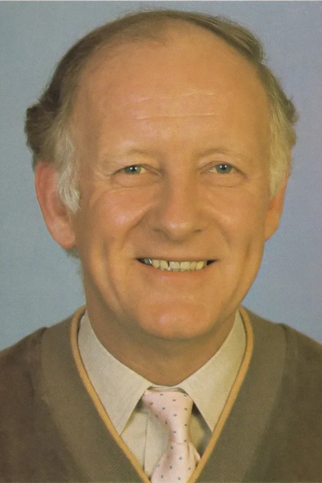 صورة الغلاف لـ Frank Bough