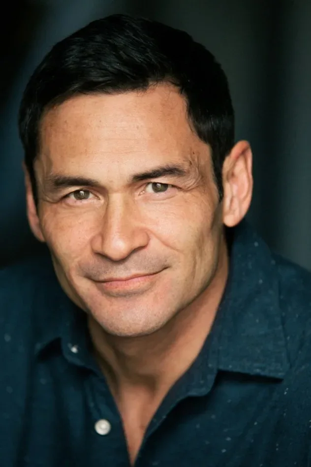 صورة الغلاف لـ Darren Young