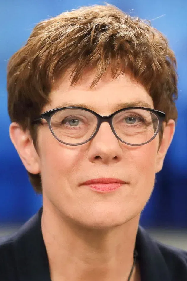 صورة الغلاف لـ Annegret Kramp-Karrenbauer