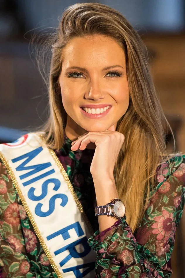 صورة الغلاف لـ Amandine Petit