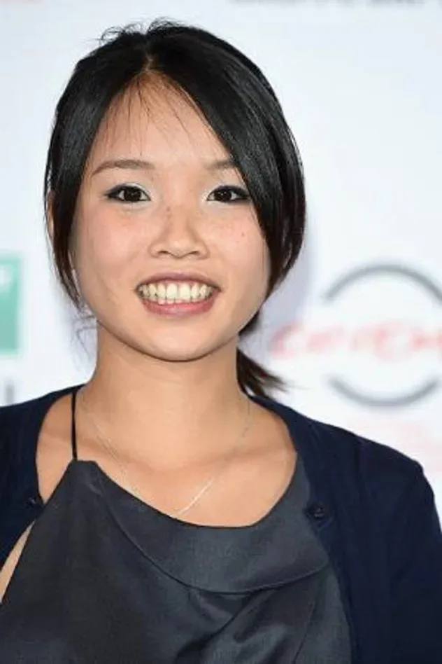 Cover image for Trang Le Hong