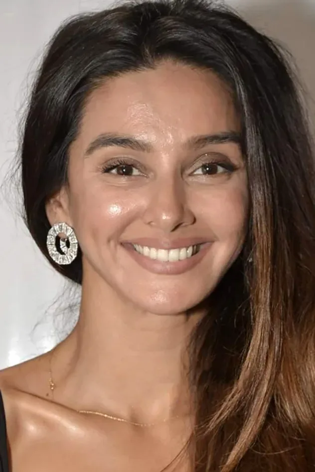 Обложка для Shibani Dandekar