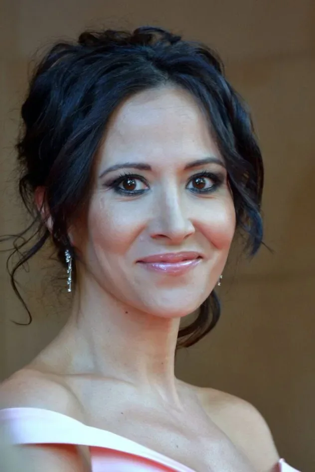 صورة الغلاف لـ Fabienne Carat