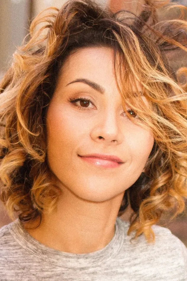 Angie Teodora Dick için kapak görseli