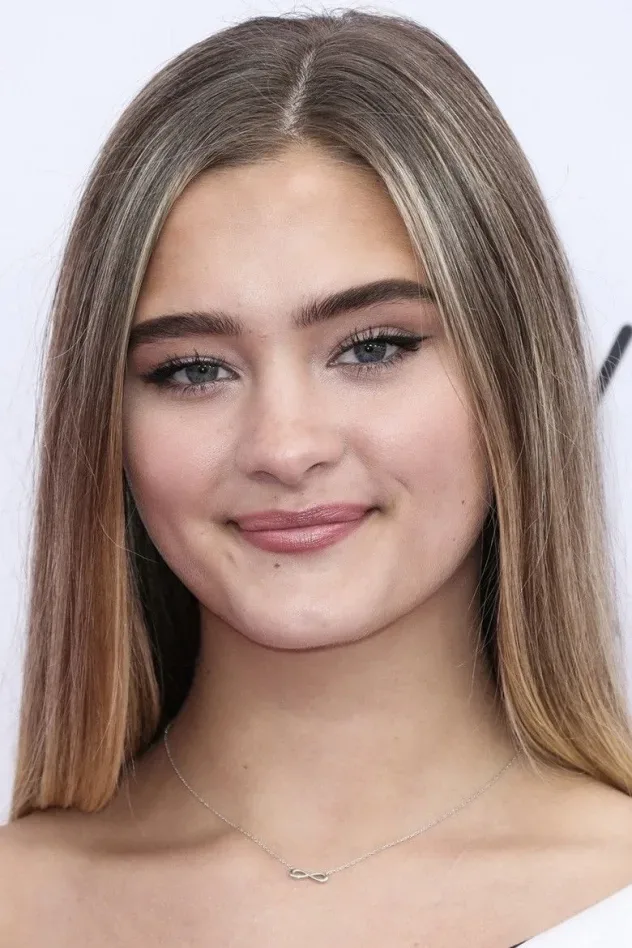 Imagen de portada para Lizzy Greene