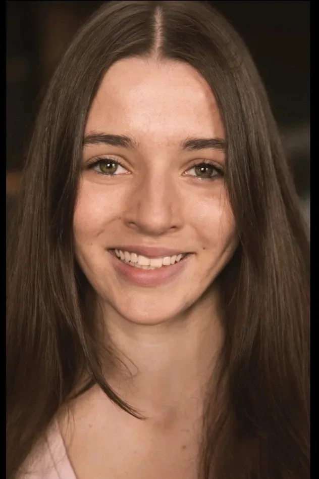 Imagen de portada para Clara Crichton