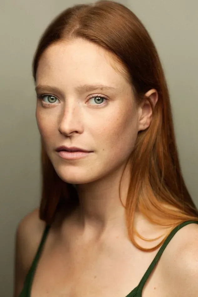 Обложка для Cecile Sinclair