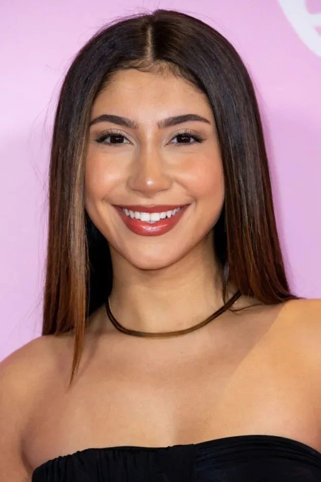 Обложка для Isabella Ferreira