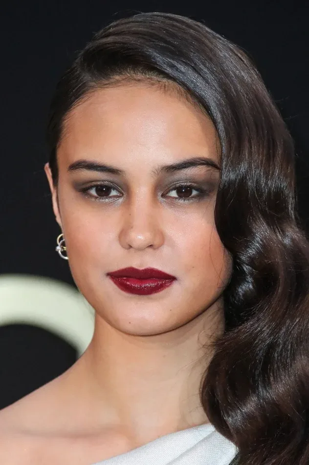 صورة الغلاف لـ Courtney Eaton
