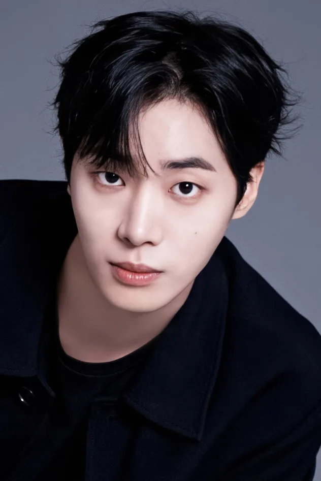 Choo Young-woo photo