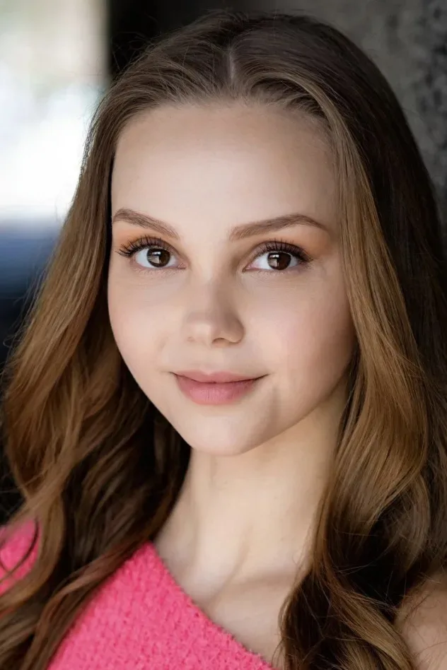 Обложка для Savannah Lee Nassif