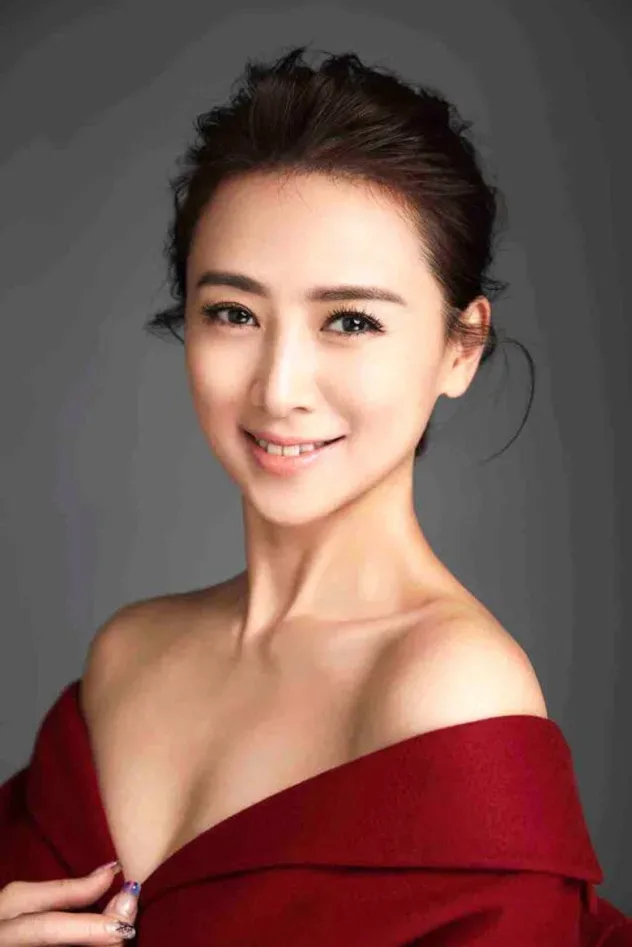 Yvonne Yung Hung için kapak görseli