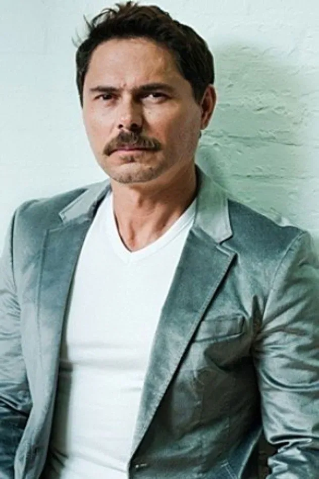 Обложка для Lucho Velasco