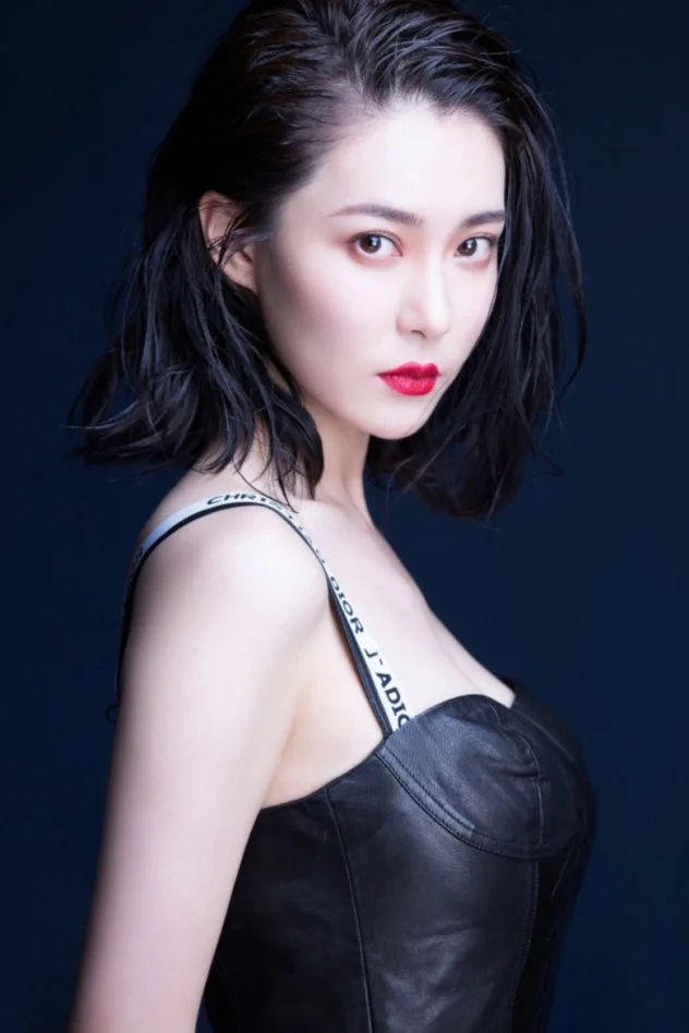 胡然 photo