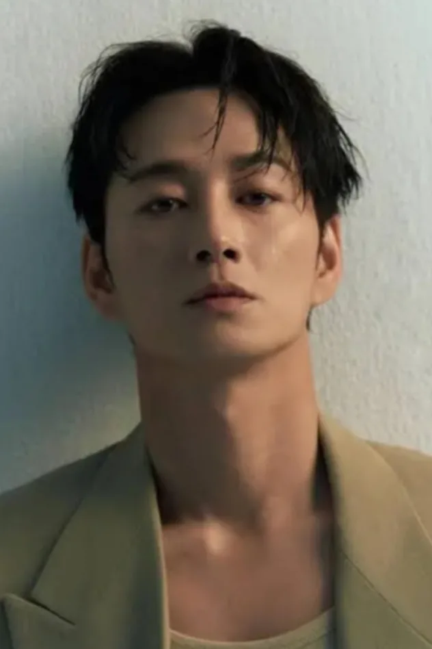 foto de 이현욱