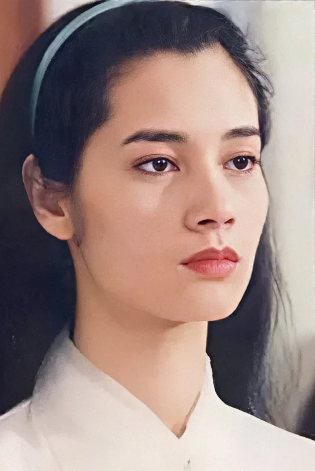 Обложка для Julia Cheng Yim-Lai