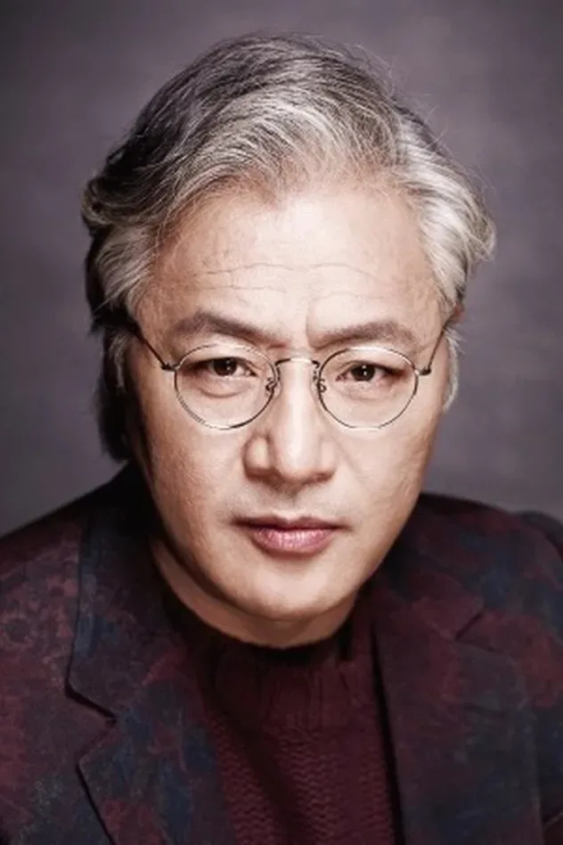 صورة الغلاف لـ Lee Kyung-young