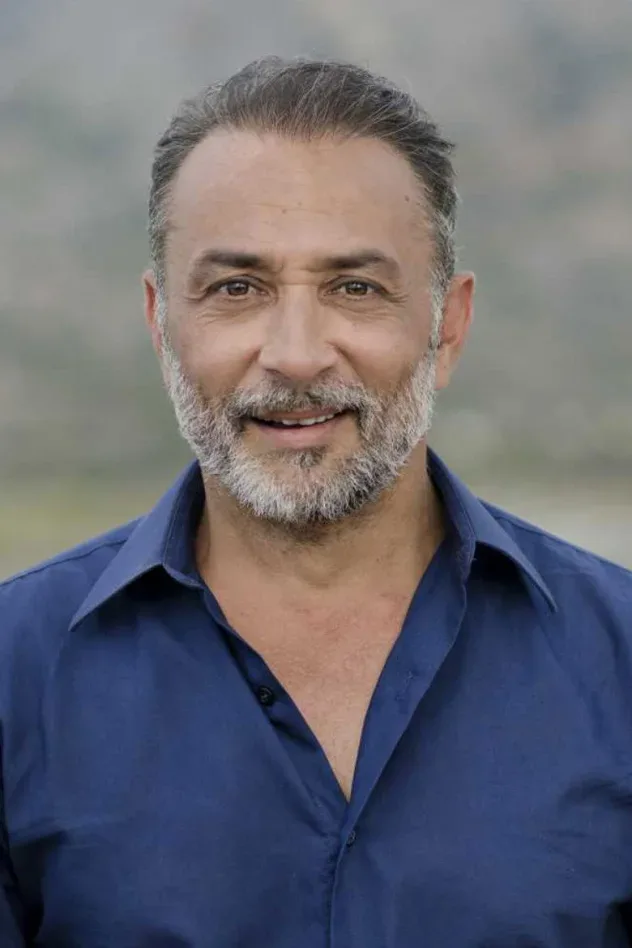 Cover image for Vassilis Koukalani