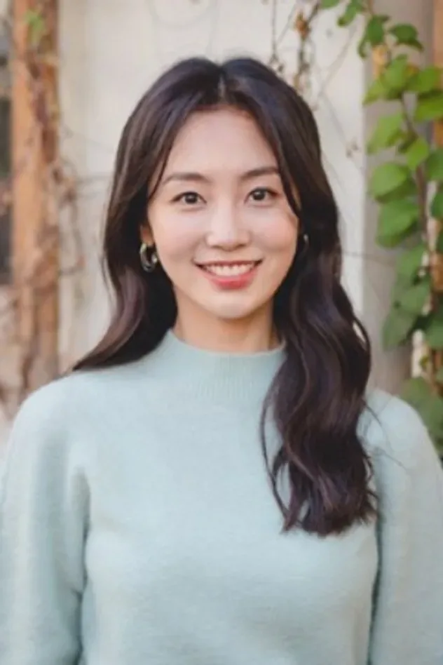 Kang Da-hyeon için kapak görseli