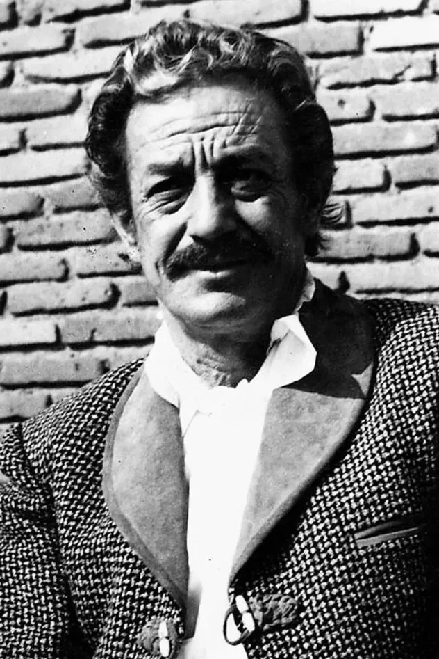 Imagen de portada para Mario Almada