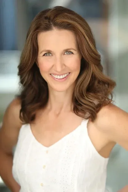 صورة الغلاف لـ Leanne Buchanan