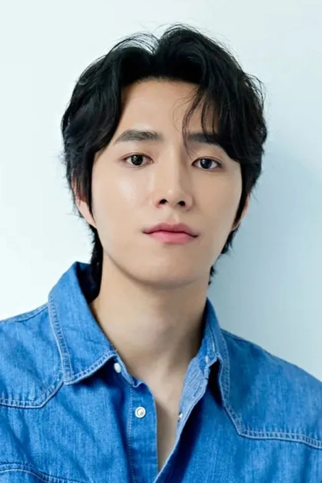Hwang Hwi
