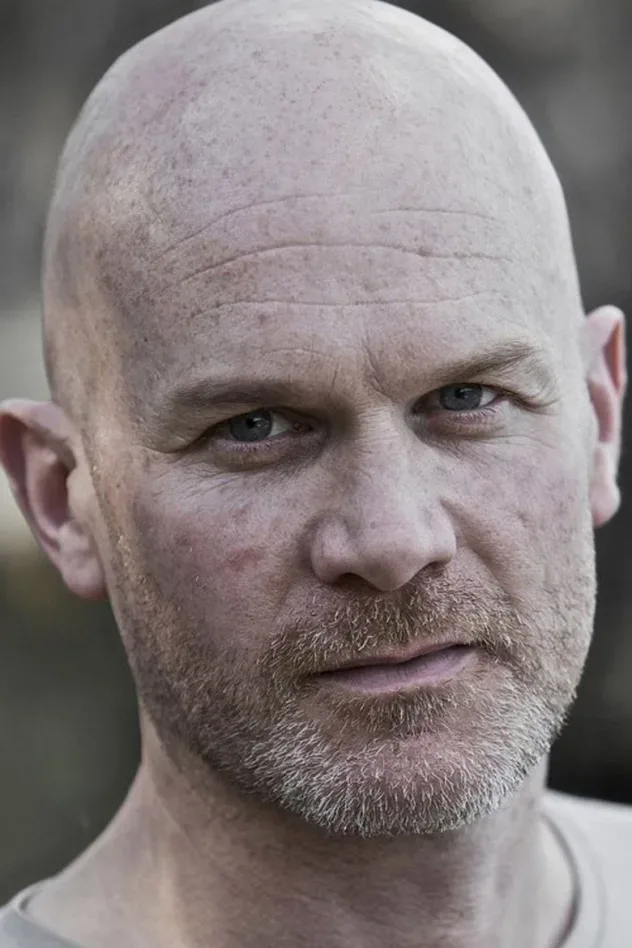Nicholas Moss için kapak görseli