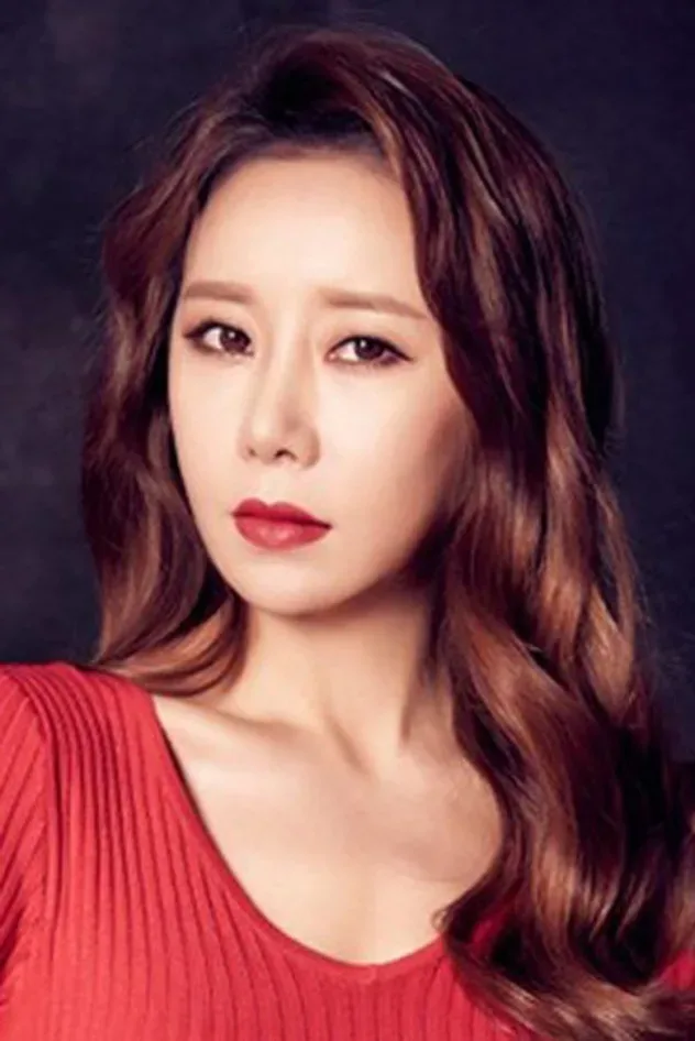 Cover image for Ha Na-kyeong