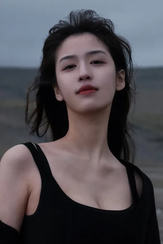 Обложка для Wang Qiaoxi