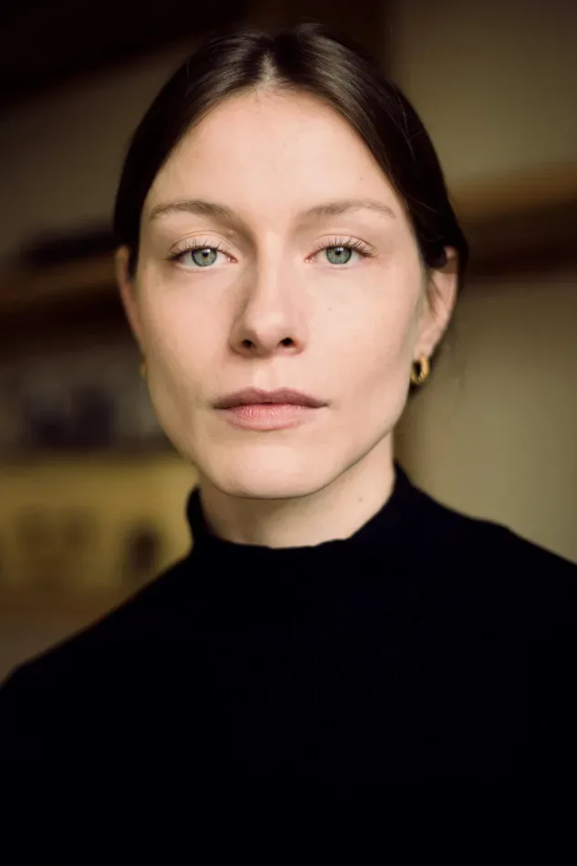 صورة الغلاف لـ Louise Greggory