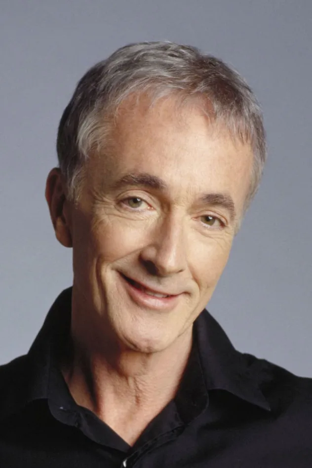 صورة Anthony Daniels